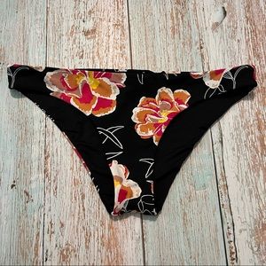 Roxy cheeky bikini bottoms
